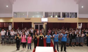 PLN UID Suluttenggo PT PLN (Persero) Unit Induk Distribusi (UID) Sulawesi Utara, Sulawesi Tengah, dan Gorontalo (Suluttenggo) melalui komunitas perempuan tangguhnya sukses menggelar program Tanggung Jawab Sosial dan Lingkungan (TJSL) bertajuk "Srikandi Goes To School – Electricity for a Brighter Future".