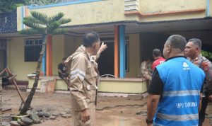 PLN UP3 Tahuna PT PLN (Persero) UP3 Tahuna bergerak cepat memulihkan sistem kelistrikan yang terdampak banjir dan tanah longsor di Kecamatan Tamako, Kabupaten Kepulauan Sangihe.